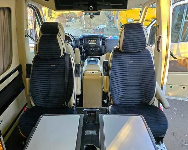 Белый Мерседес Sprinter, объемом двигателя 2.1 л и пробегом 500 тыс. км за 33000 $, фото 5 на Automoto.ua