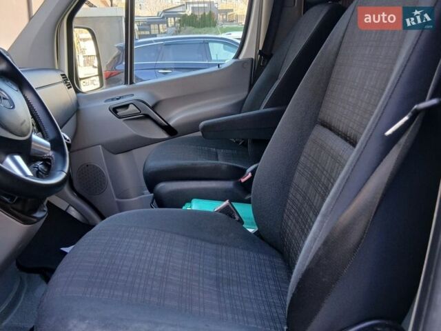 Белый Мерседес Sprinter, объемом двигателя 2.14 л и пробегом 651 тыс. км за 25000 $, фото 29 на Automoto.ua