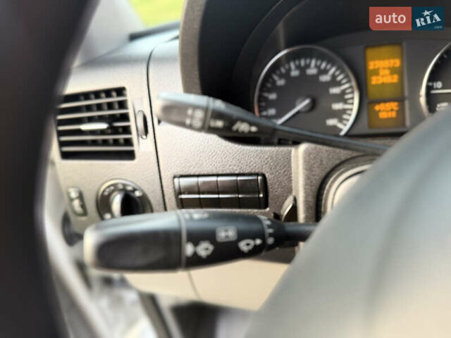 Белый Мерседес Sprinter, объемом двигателя 2.2 л и пробегом 278 тыс. км за 21500 $, фото 54 на Automoto.ua