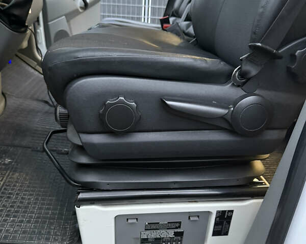 Белый Мерседес Sprinter, объемом двигателя 2.14 л и пробегом 607 тыс. км за 26000 $, фото 5 на Automoto.ua