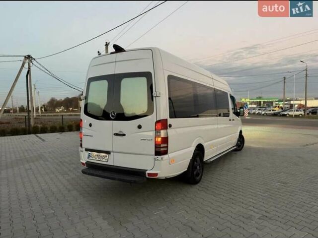 Білий Мерседес Sprinter, об'ємом двигуна 2.2 л та пробігом 403 тис. км за 21500 $, фото 3 на Automoto.ua