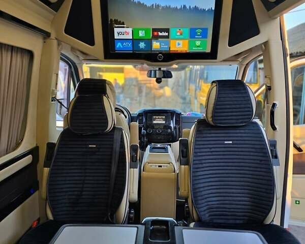 Белый Мерседес Sprinter, объемом двигателя 2.1 л и пробегом 500 тыс. км за 33000 $, фото 14 на Automoto.ua