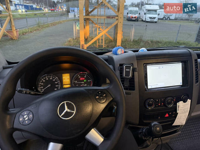 Белый Мерседес Sprinter, объемом двигателя 2.14 л и пробегом 607 тыс. км за 26000 $, фото 8 на Automoto.ua