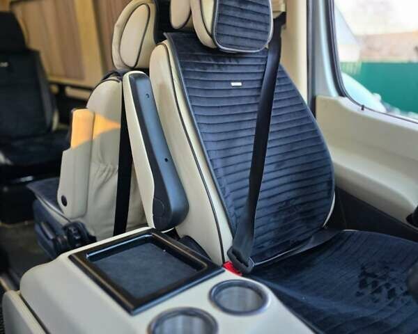 Белый Мерседес Sprinter, объемом двигателя 2.1 л и пробегом 500 тыс. км за 33000 $, фото 17 на Automoto.ua