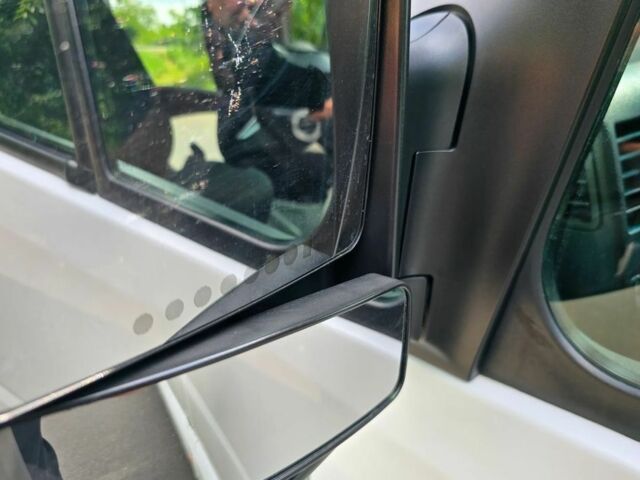 Белый Мерседес Sprinter, объемом двигателя 2.2 л и пробегом 262 тыс. км за 11500 $, фото 12 на Automoto.ua