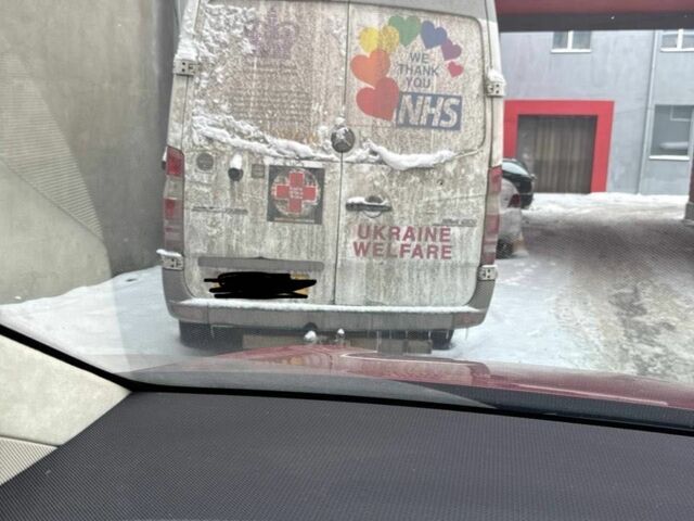 Белый Мерседес Sprinter, объемом двигателя 0 л и пробегом 240 тыс. км за 3458 $, фото 2 на Automoto.ua