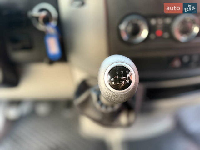 Белый Мерседес Sprinter, объемом двигателя 2.2 л и пробегом 278 тыс. км за 21500 $, фото 31 на Automoto.ua