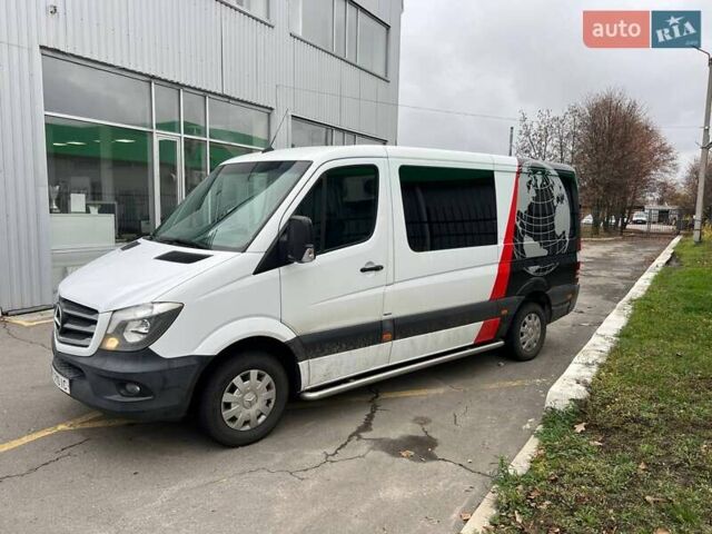 Белый Мерседес Sprinter, объемом двигателя 2.14 л и пробегом 296 тыс. км за 20000 $, фото 7 на Automoto.ua
