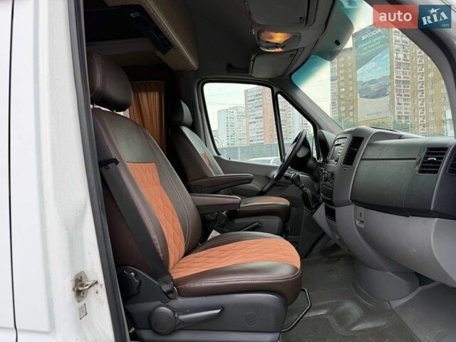 Білий Мерседес Sprinter, об'ємом двигуна 2.14 л та пробігом 350 тис. км за 20990 $, фото 9 на Automoto.ua