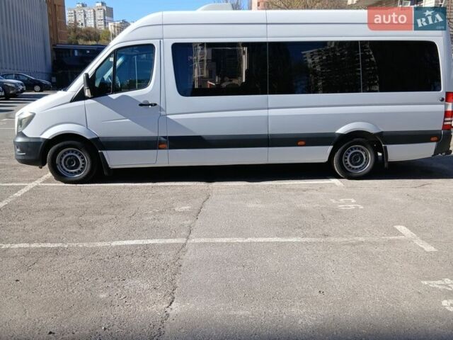 Белый Мерседес Sprinter, объемом двигателя 2.14 л и пробегом 651 тыс. км за 25000 $, фото 27 на Automoto.ua