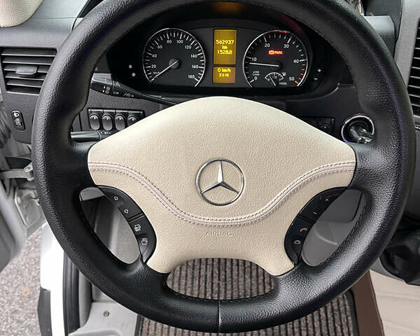 Білий Мерседес Sprinter, об'ємом двигуна 2.14 л та пробігом 563 тис. км за 32000 $, фото 13 на Automoto.ua