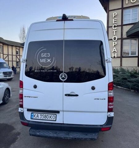 Белый Мерседес Sprinter, объемом двигателя 2.14 л и пробегом 450 тыс. км за 28897 $, фото 4 на Automoto.ua
