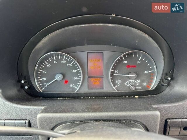 Белый Мерседес Sprinter, объемом двигателя 2.14 л и пробегом 350 тыс. км за 25990 $, фото 19 на Automoto.ua