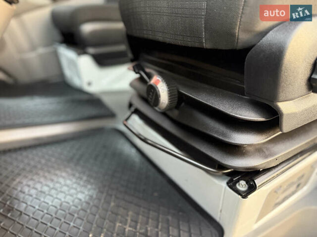 Белый Мерседес Sprinter, объемом двигателя 2.2 л и пробегом 278 тыс. км за 21500 $, фото 22 на Automoto.ua