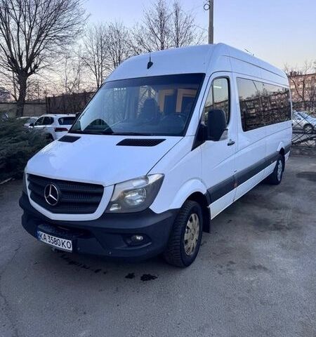Белый Мерседес Sprinter, объемом двигателя 2.14 л и пробегом 450 тыс. км за 29469 $, фото 1 на Automoto.ua