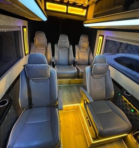 Белый Мерседес Sprinter, объемом двигателя 2.14 л и пробегом 450 тыс. км за 28897 $, фото 11 на Automoto.ua