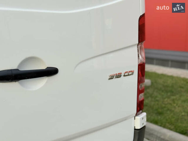 Белый Мерседес Sprinter, объемом двигателя 2.2 л и пробегом 278 тыс. км за 21500 $, фото 14 на Automoto.ua