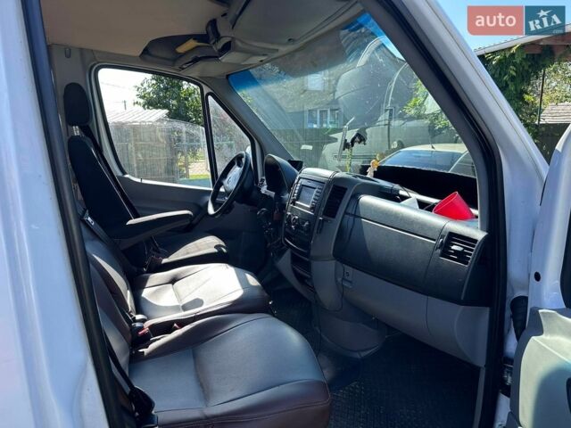 Белый Мерседес Sprinter, объемом двигателя 2.14 л и пробегом 472 тыс. км за 24000 $, фото 6 на Automoto.ua