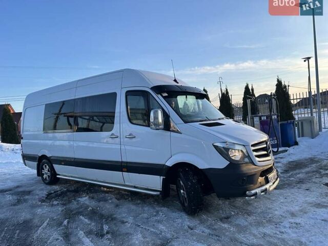 Белый Мерседес Sprinter, объемом двигателя 2.2 л и пробегом 550 тыс. км за 30000 $, фото 1 на Automoto.ua