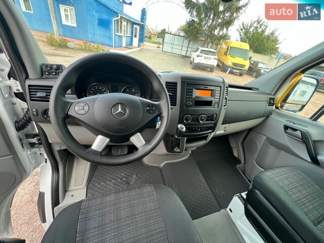 Белый Мерседес Sprinter, объемом двигателя 2.2 л и пробегом 313 тыс. км за 21850 $, фото 31 на Automoto.ua