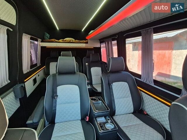 Белый Мерседес Sprinter, объемом двигателя 2.14 л и пробегом 317 тыс. км за 35000 $, фото 56 на Automoto.ua