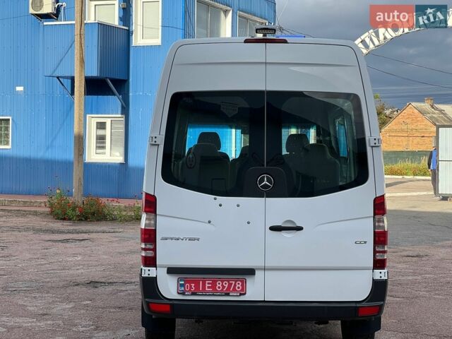 Белый Мерседес Sprinter, объемом двигателя 2.2 л и пробегом 313 тыс. км за 21850 $, фото 10 на Automoto.ua