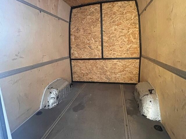 Белый Мерседес Sprinter, объемом двигателя 2.14 л и пробегом 369 тыс. км за 28500 $, фото 8 на Automoto.ua