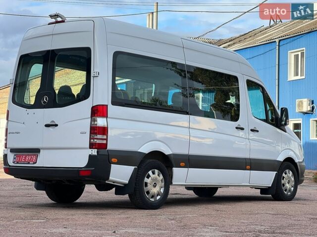 Белый Мерседес Sprinter, объемом двигателя 2.2 л и пробегом 313 тыс. км за 21850 $, фото 14 на Automoto.ua