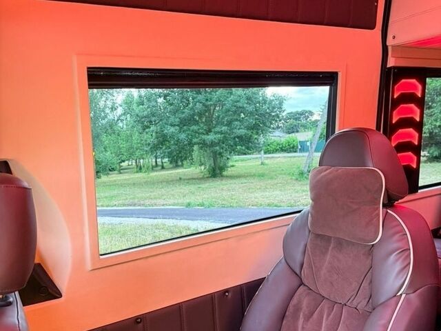 Білий Мерседес Sprinter, об'ємом двигуна 2.99 л та пробігом 450 тис. км за 45000 $, фото 15 на Automoto.ua