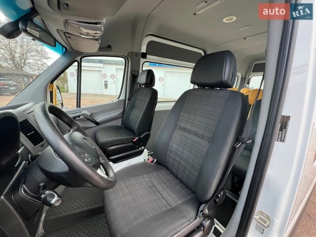 Белый Мерседес Sprinter, объемом двигателя 2.2 л и пробегом 313 тыс. км за 21850 $, фото 21 на Automoto.ua