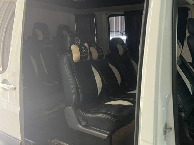 Белый Мерседес Sprinter, объемом двигателя 2.2 л и пробегом 300 тыс. км за 24600 $, фото 9 на Automoto.ua