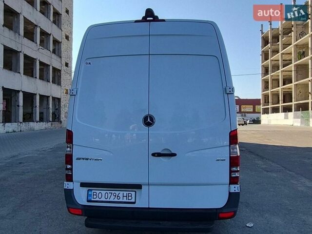 Белый Мерседес Sprinter, объемом двигателя 2.14 л и пробегом 317 тыс. км за 35000 $, фото 30 на Automoto.ua