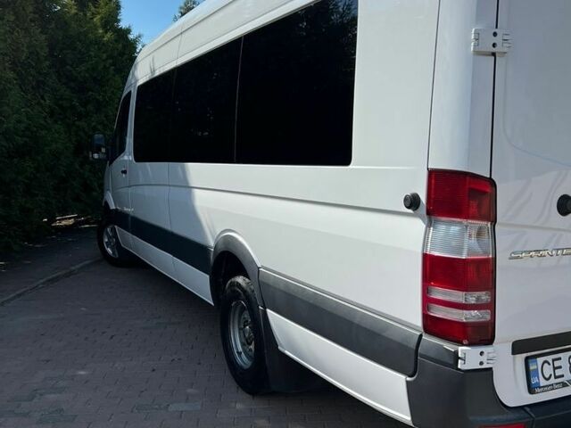 Белый Мерседес Sprinter, объемом двигателя 3 л и пробегом 466 тыс. км за 46748 $, фото 3 на Automoto.ua