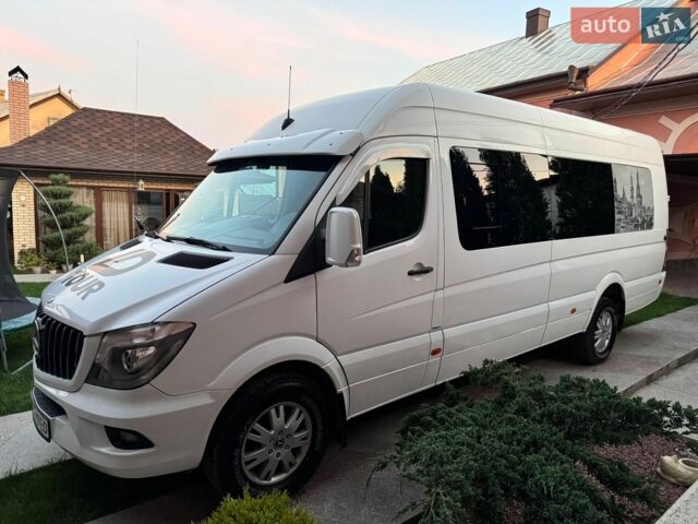 Білий Мерседес Sprinter, об'ємом двигуна 3 л та пробігом 214 тис. км за 34999 $, фото 3 на Automoto.ua