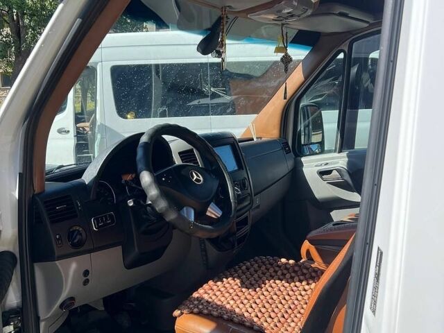 Білий Мерседес Sprinter, об'ємом двигуна 2.14 л та пробігом 705 тис. км за 19800 $, фото 1 на Automoto.ua