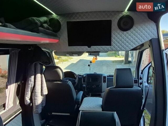 Белый Мерседес Sprinter, объемом двигателя 2.14 л и пробегом 317 тыс. км за 35000 $, фото 48 на Automoto.ua