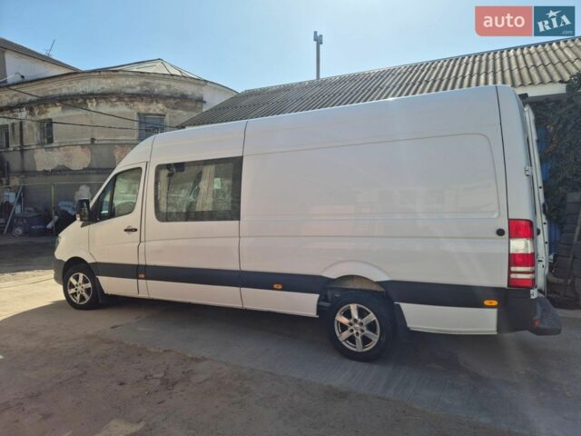 Белый Мерседес Sprinter, объемом двигателя 2.14 л и пробегом 411 тыс. км за 15500 $, фото 1 на Automoto.ua