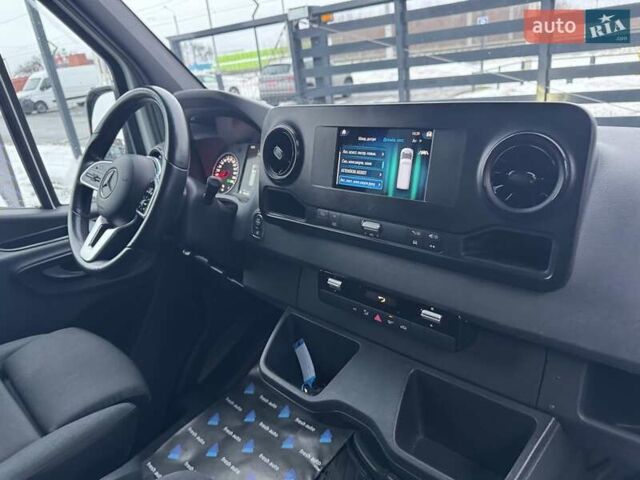 Белый Мерседес Sprinter, объемом двигателя 2.2 л и пробегом 314 тыс. км за 27900 $, фото 27 на Automoto.ua