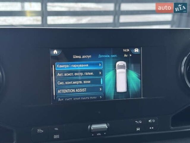Белый Мерседес Sprinter, объемом двигателя 2.2 л и пробегом 314 тыс. км за 27900 $, фото 21 на Automoto.ua