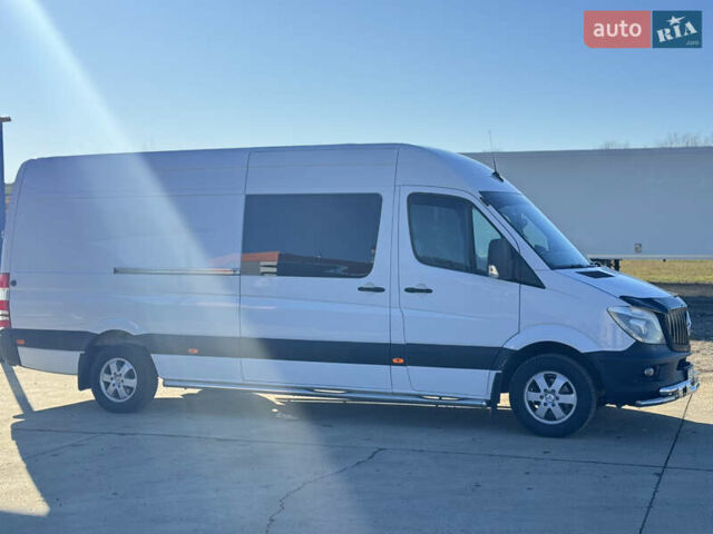 Белый Мерседес Sprinter, объемом двигателя 2.99 л и пробегом 420 тыс. км за 33500 $, фото 7 на Automoto.ua