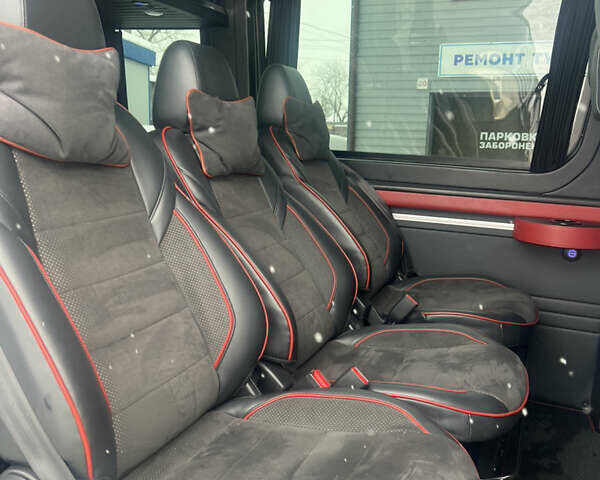 Белый Мерседес Sprinter, объемом двигателя 2.99 л и пробегом 550 тыс. км за 35500 $, фото 4 на Automoto.ua