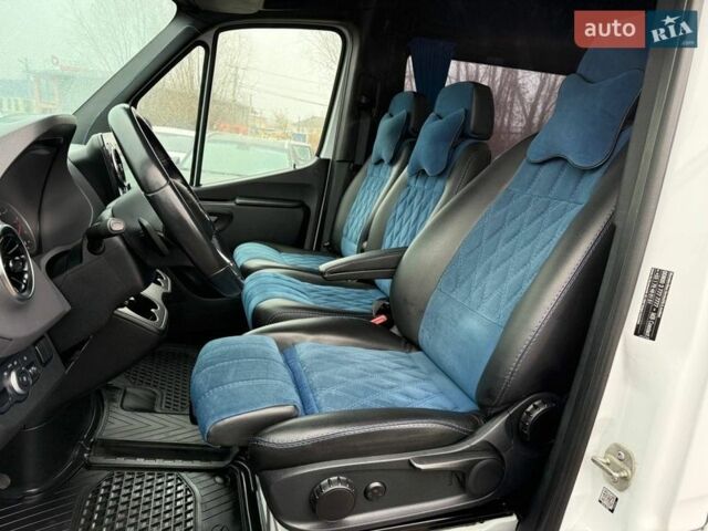 Белый Мерседес Sprinter, объемом двигателя 2.14 л и пробегом 540 тыс. км за 35999 $, фото 16 на Automoto.ua