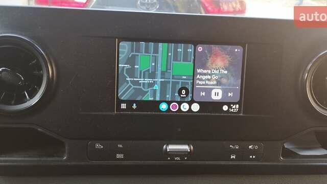 Белый Мерседес Sprinter, объемом двигателя 2.14 л и пробегом 300 тыс. км за 30900 $, фото 11 на Automoto.ua