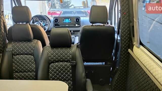 Белый Мерседес Sprinter, объемом двигателя 2.14 л и пробегом 300 тыс. км за 30900 $, фото 10 на Automoto.ua