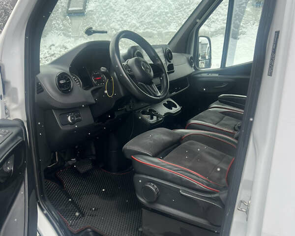 Белый Мерседес Sprinter, объемом двигателя 2.99 л и пробегом 550 тыс. км за 35500 $, фото 14 на Automoto.ua