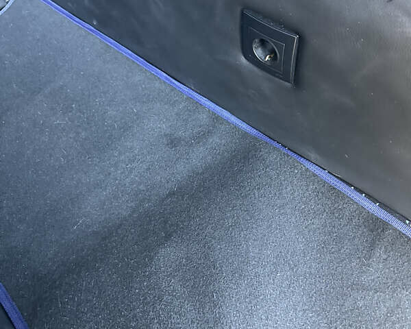 Білий Мерседес Sprinter, об'ємом двигуна 2.14 л та пробігом 420 тис. км за 40865 $, фото 18 на Automoto.ua