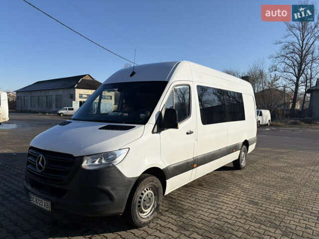 Белый Мерседес Sprinter, объемом двигателя 2.2 л и пробегом 441 тыс. км за 24990 $, фото 1 на Automoto.ua