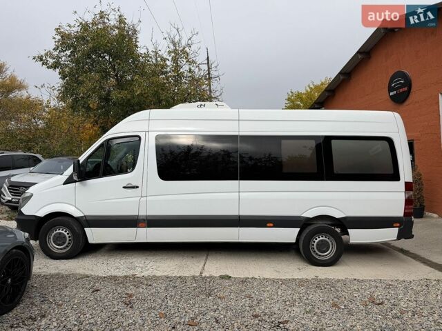 Белый Мерседес Sprinter, объемом двигателя 2.14 л и пробегом 900 тыс. км за 20500 $, фото 3 на Automoto.ua
