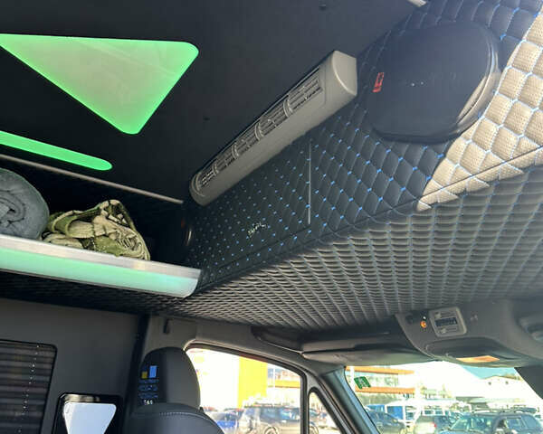 Білий Мерседес Sprinter, об'ємом двигуна 2.14 л та пробігом 420 тис. км за 40865 $, фото 27 на Automoto.ua