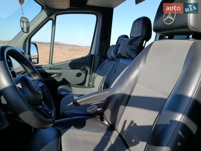 Белый Мерседес Sprinter, объемом двигателя 2.2 л и пробегом 555 тыс. км за 34500 $, фото 11 на Automoto.ua